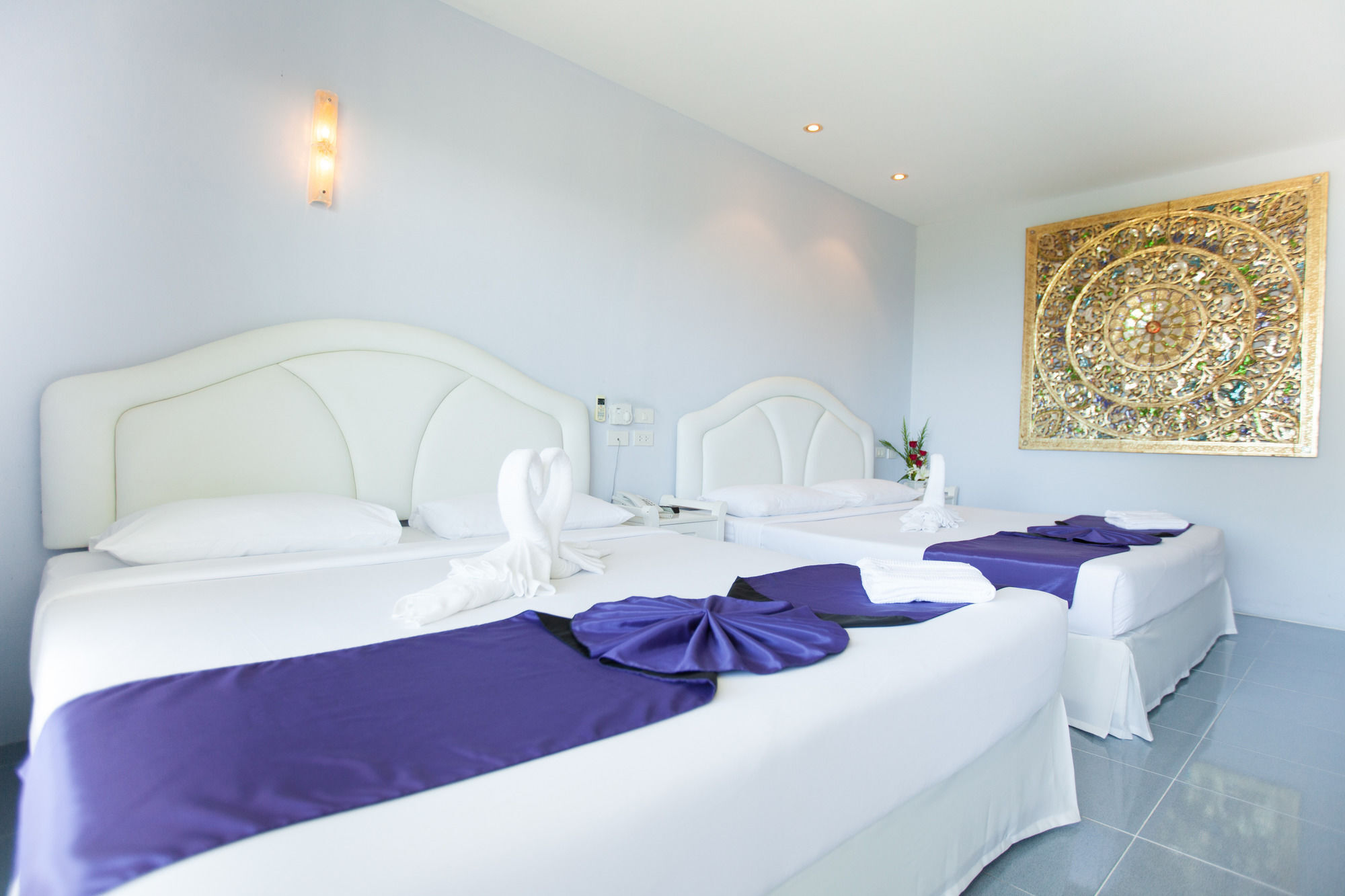 Chalong Beach Hotel Phuket Rawai Exterior photo